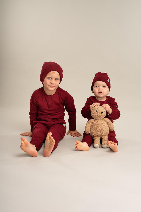 Gullkorn Nisse Lue DYP RØD - Gullkorn Design