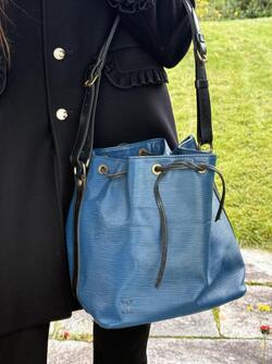 Louis Vuitton Noé PM Epi  - Louis Vuitton