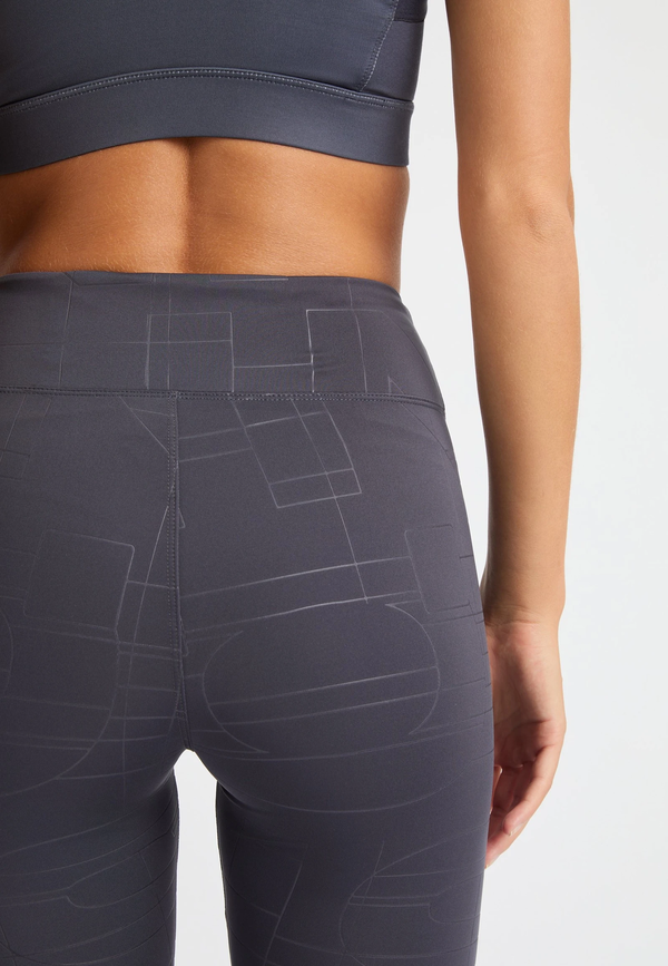 Røhnisch Logo Effect High Waist Tights Dk Plum Emboss - Røhnisch