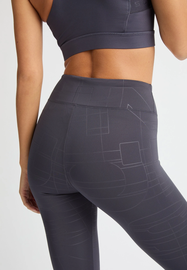 Røhnisch Logo Effect High Waist Tights Dk Plum Emboss - Røhnisch